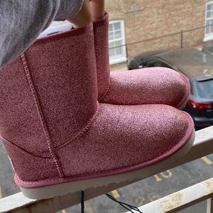 Kids Classic short -glitter Pink UGGS